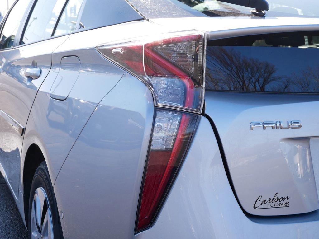 Certified 2018 Toyota Prius Three image 10