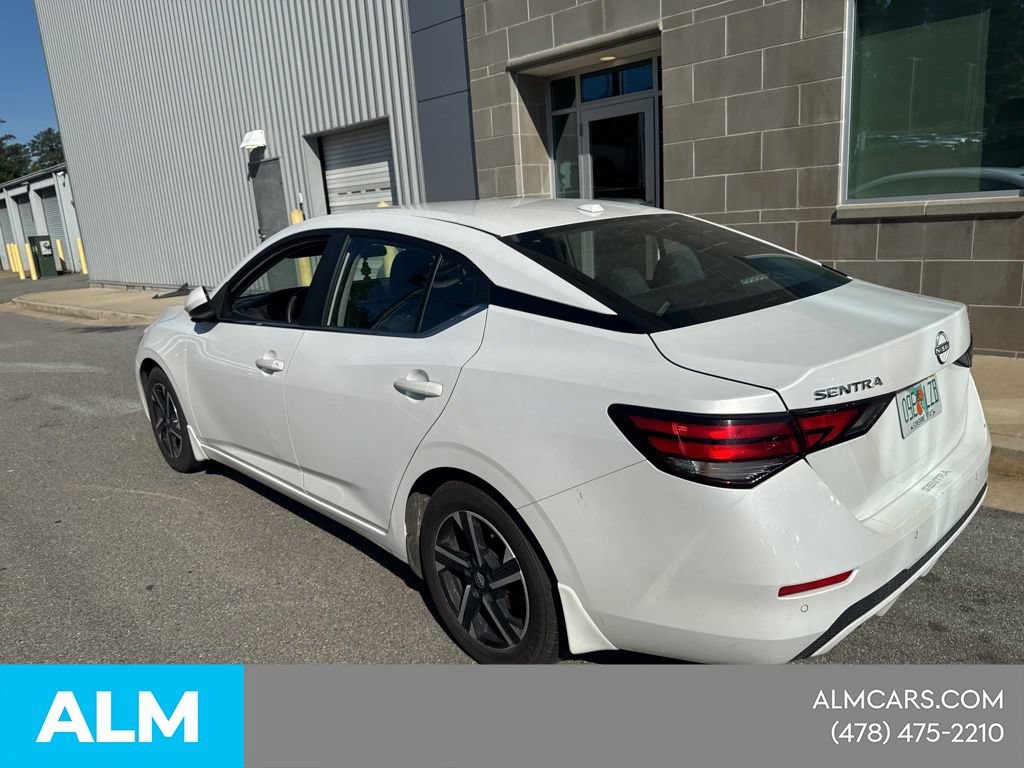 Used 2024 Nissan Sentra SV FWD image 12