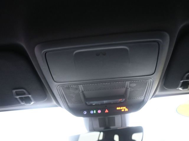 Used 2025 Chevrolet Equinox LT w/ Convenience Package II image 12