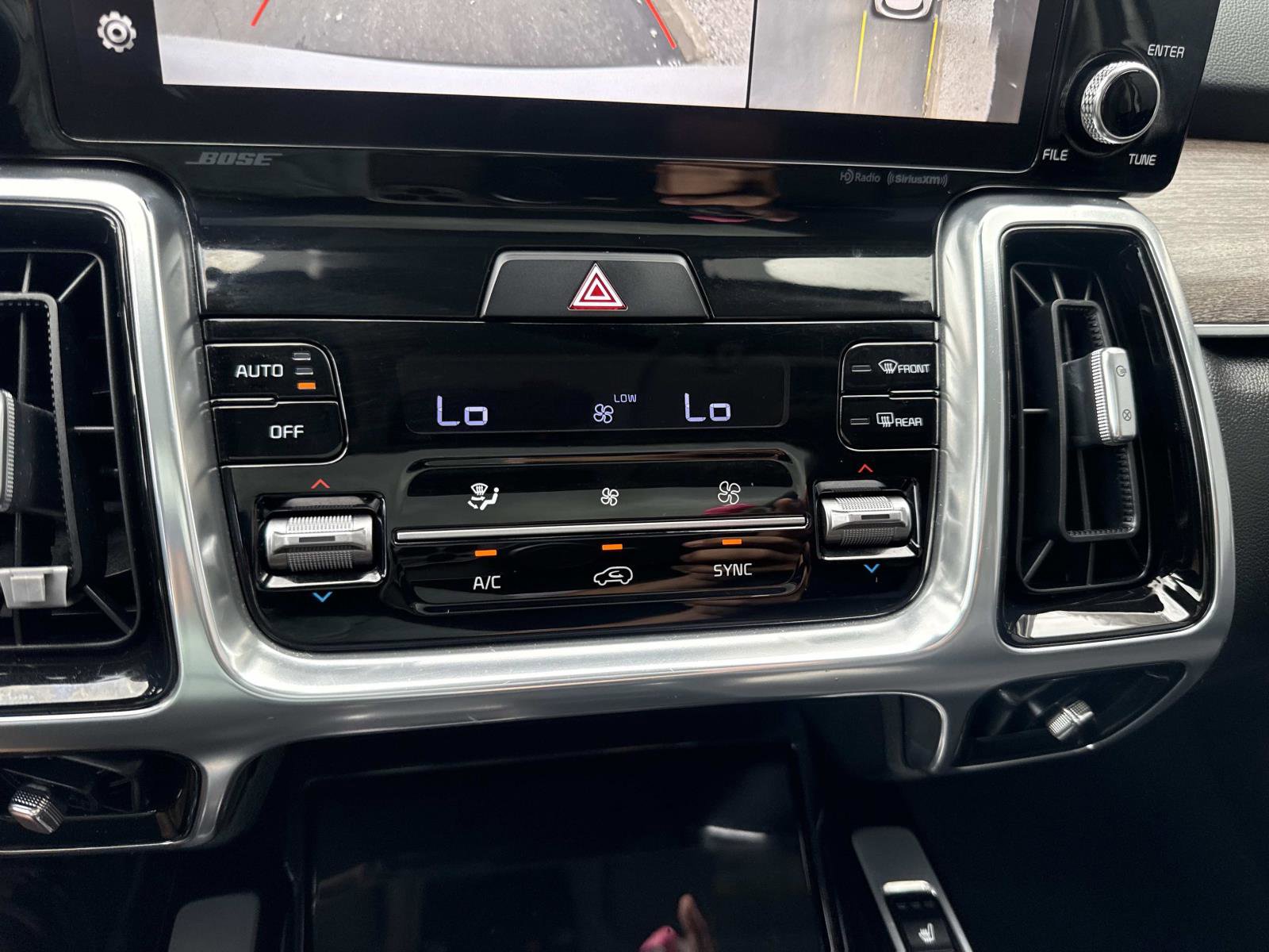 Used 2022 Kia Sorento SX Prestige image 26