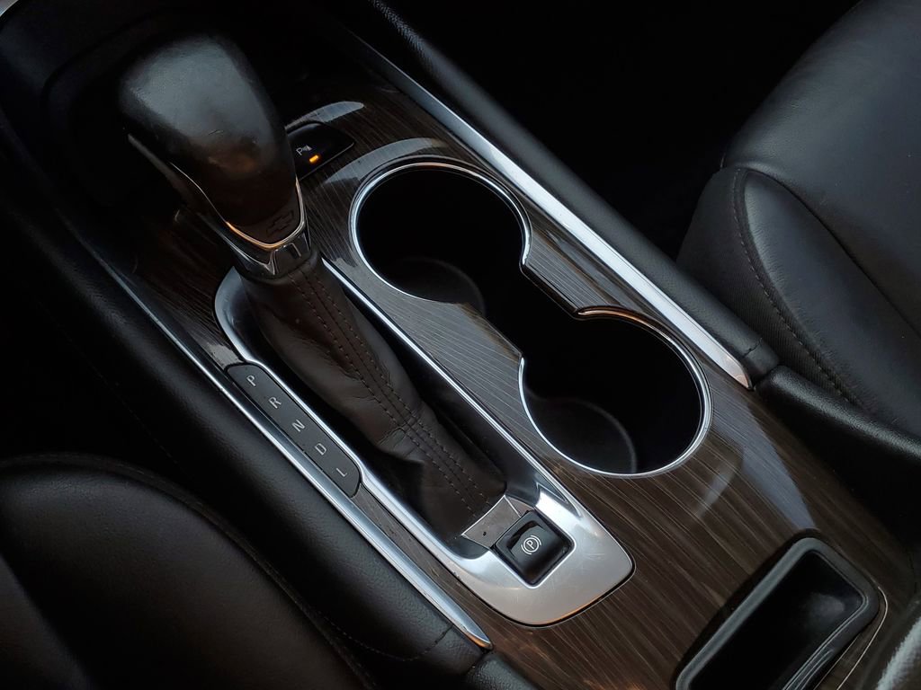 Used 2024 Chevrolet Malibu LT image 23