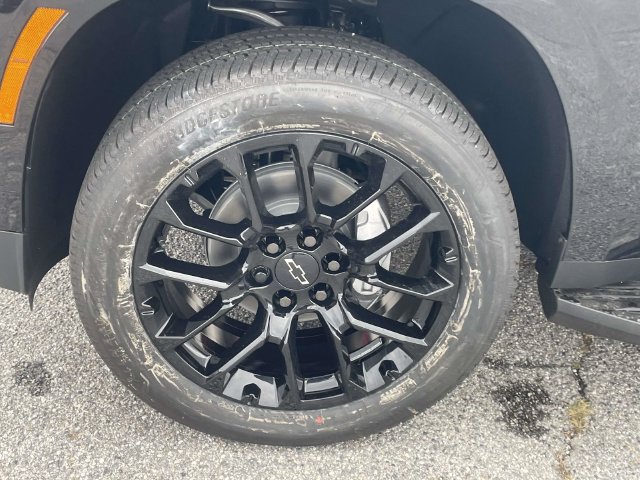 New 2027 Chevrolet Tahoe LT RWD image 9