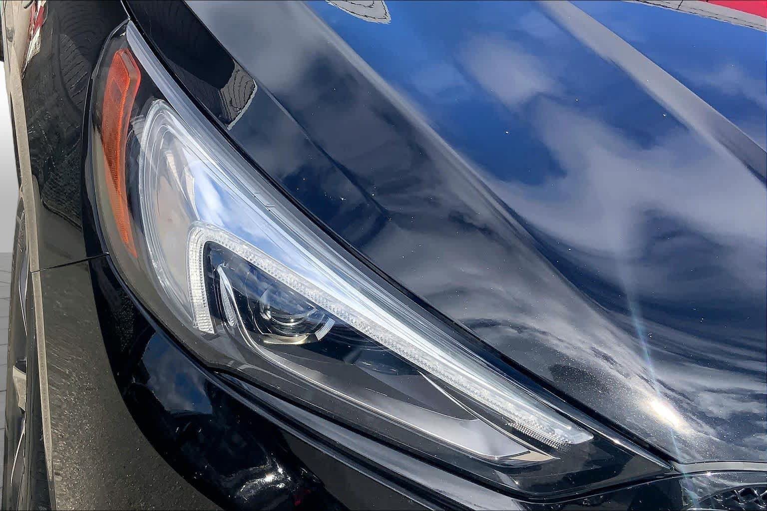 Used 2021 Buick Enclave Essence w/ Sport Touring Edition AWD/4WD image 25