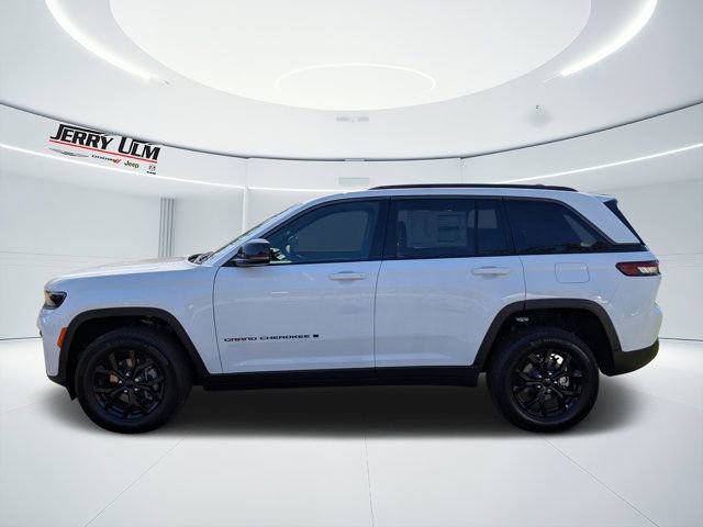 New 2026 Jeep Grand Cherokee Altitude RWD image 6
