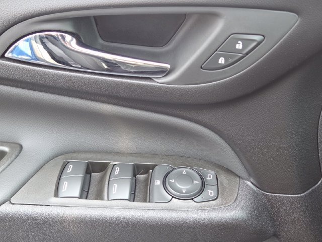 Used 2024 Chevrolet Equinox LT FWD image 24