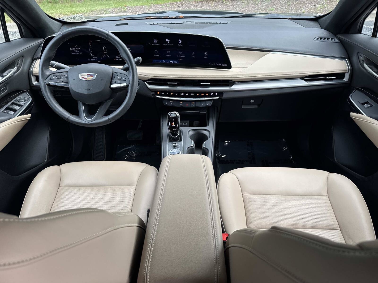 Used 2024 Cadillac XT4 Premium Luxury FWD image 28