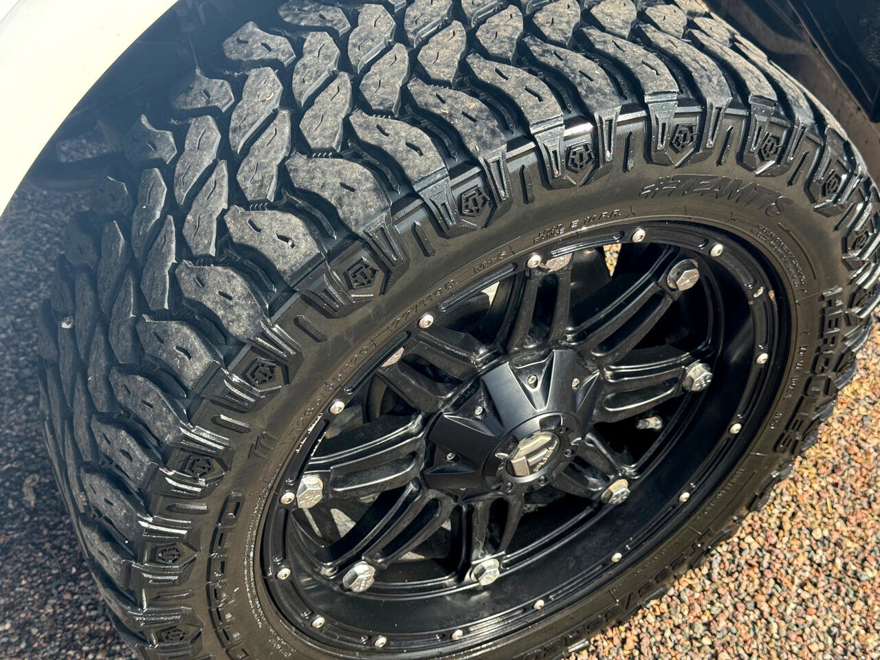 Used 2019 Ford F150 Lariat image 36