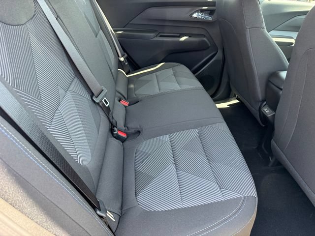 New 2027 Chevrolet Bolt LT w/ Comfort Package FWD image 9