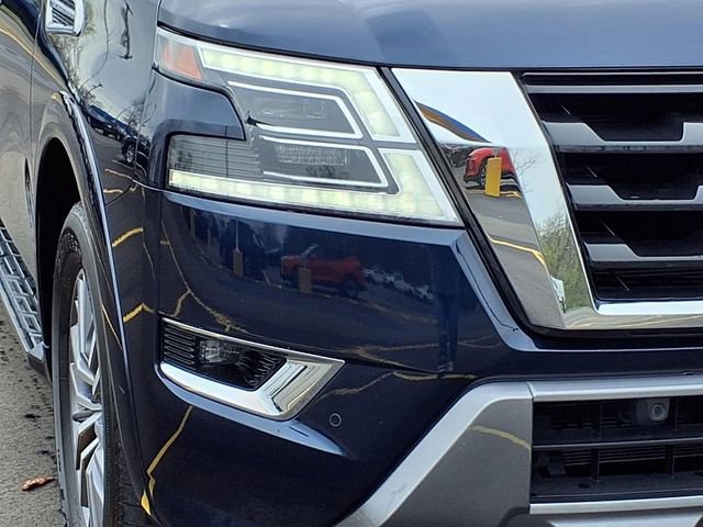 Used 2024 Nissan Armada SL w/ Captain's Chairs Package image 29