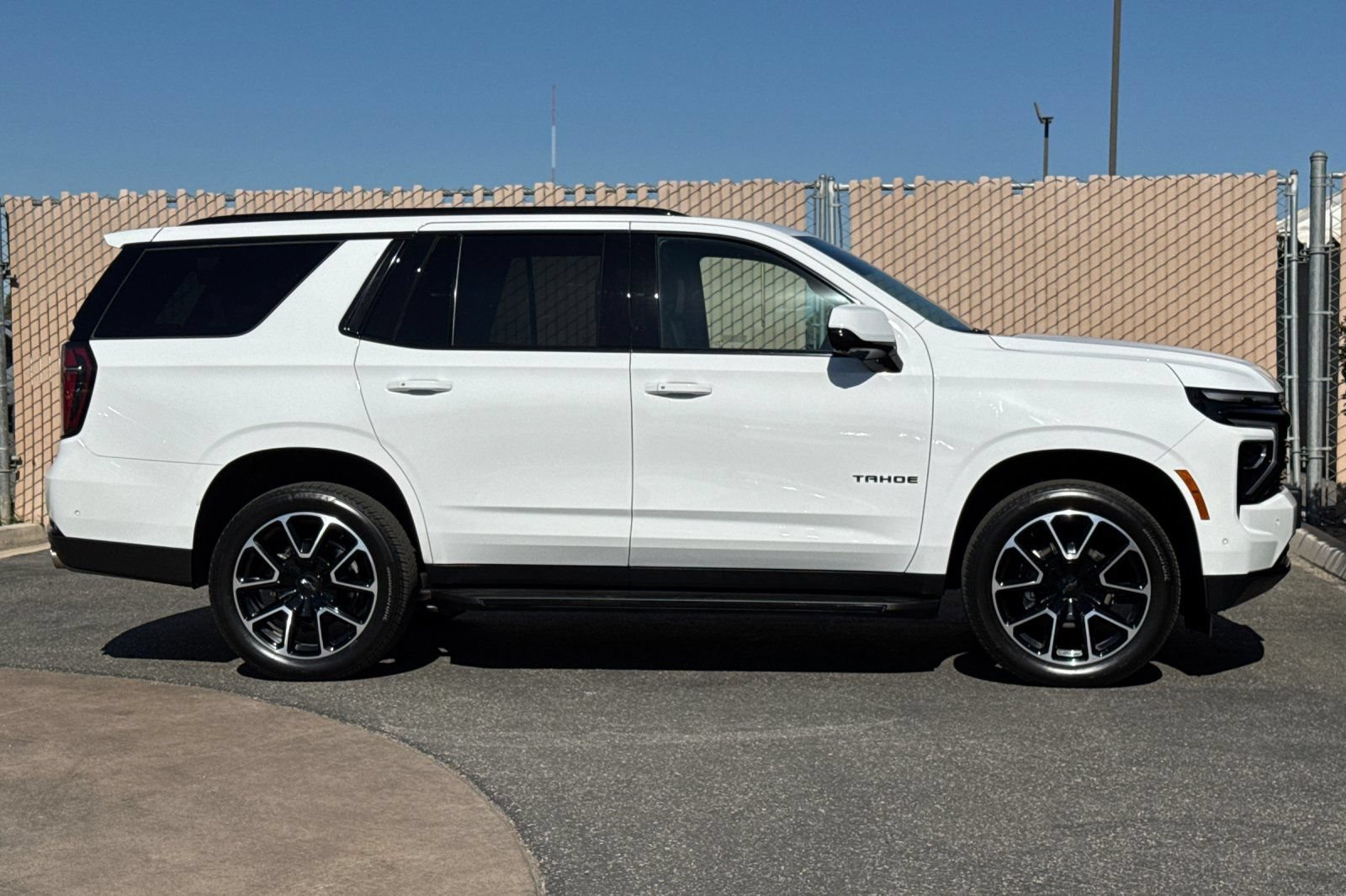 Certified 2026 Chevrolet Tahoe RST AWD/4WD image 3