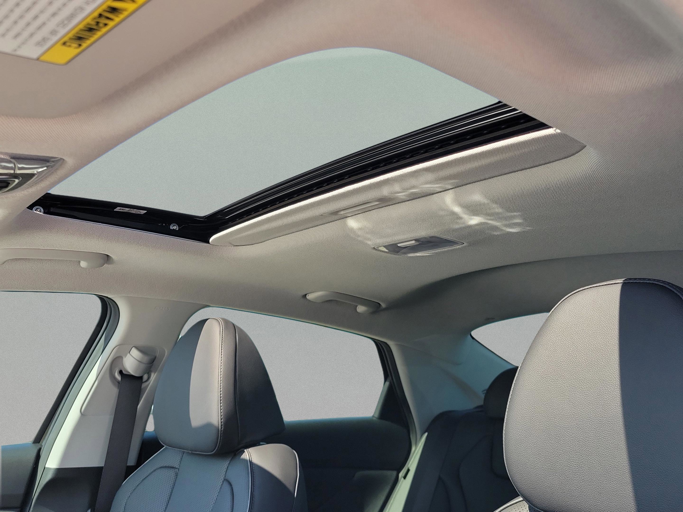 New 2026 Hyundai Elantra Limited image 7