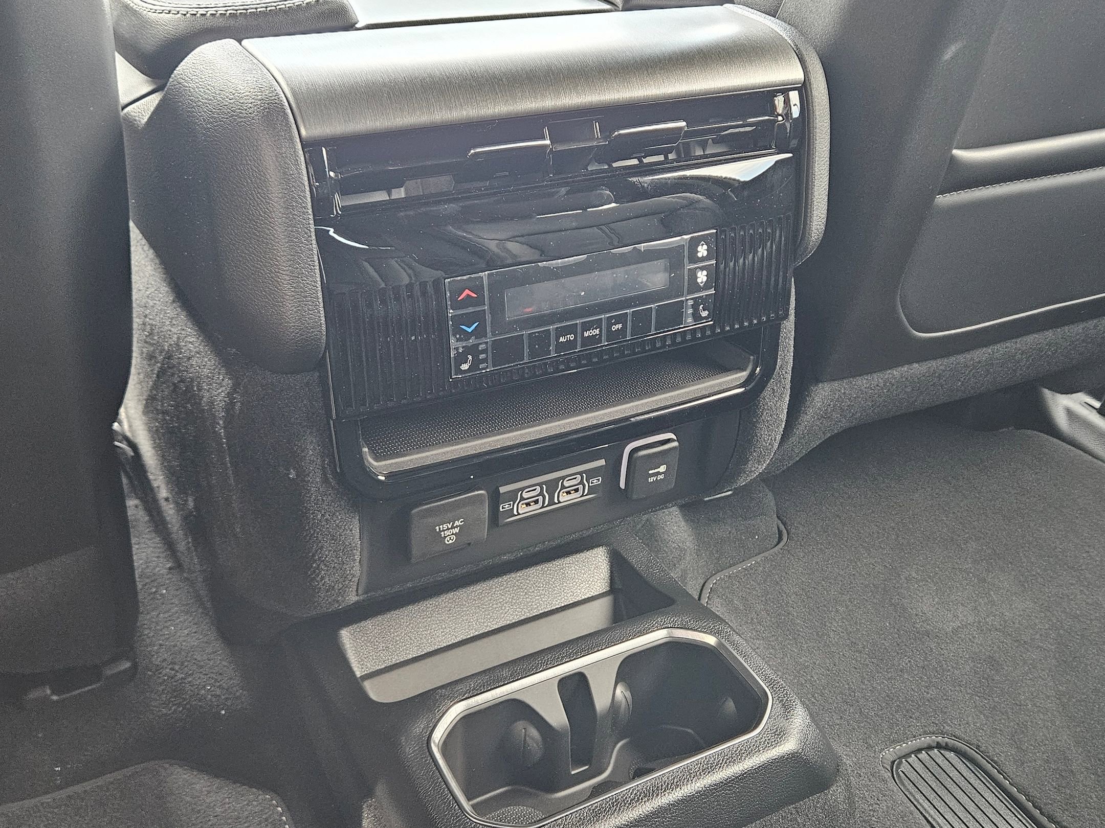 New 2026 Jeep Grand Wagoneer L Limited AWD/4WD image 24