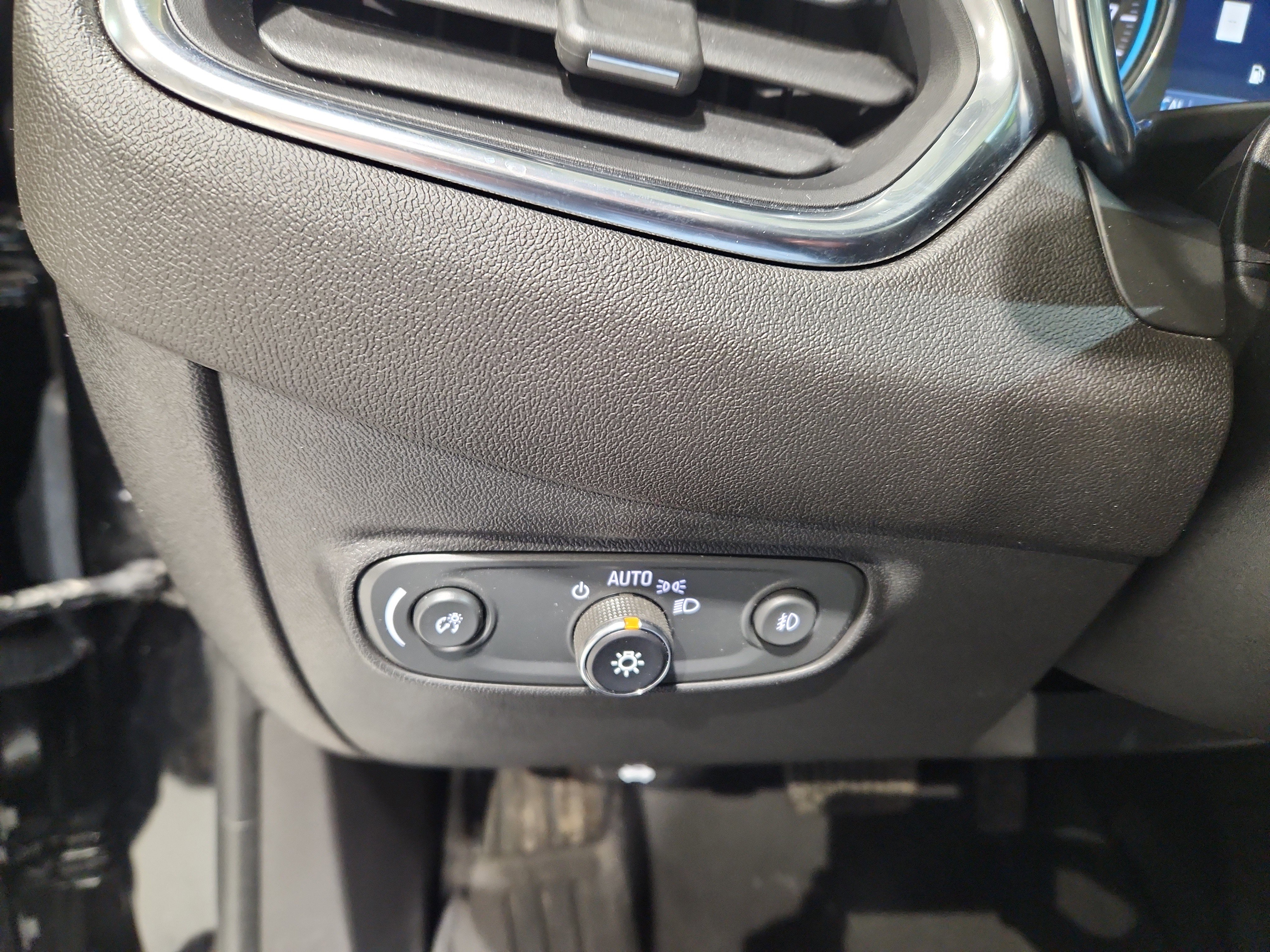 Certified 2024 Chevrolet Equinox Premier image 14