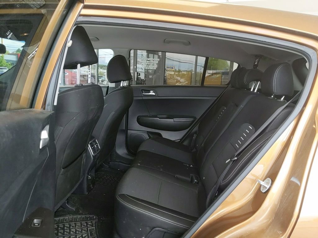 Used 2018 Kia Sportage LX AWD/4WD image 13