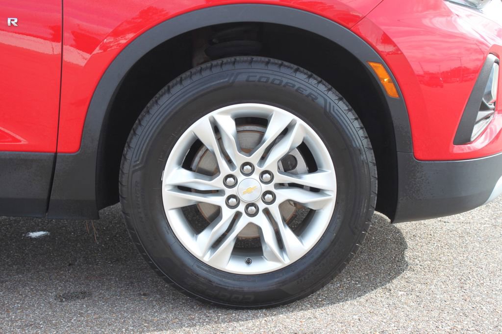 Used 2019 Chevrolet Blazer LT image 4