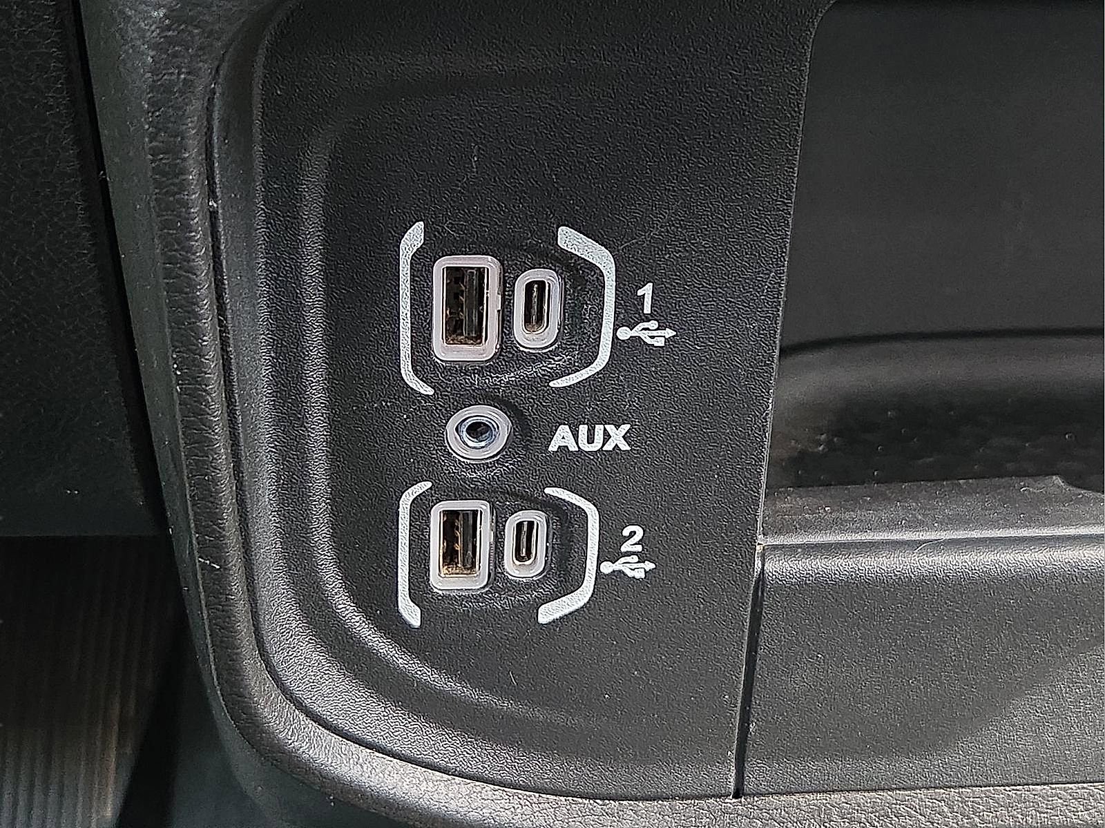 Used 2024 RAM 2500 Big Horn AWD/4WD image 19