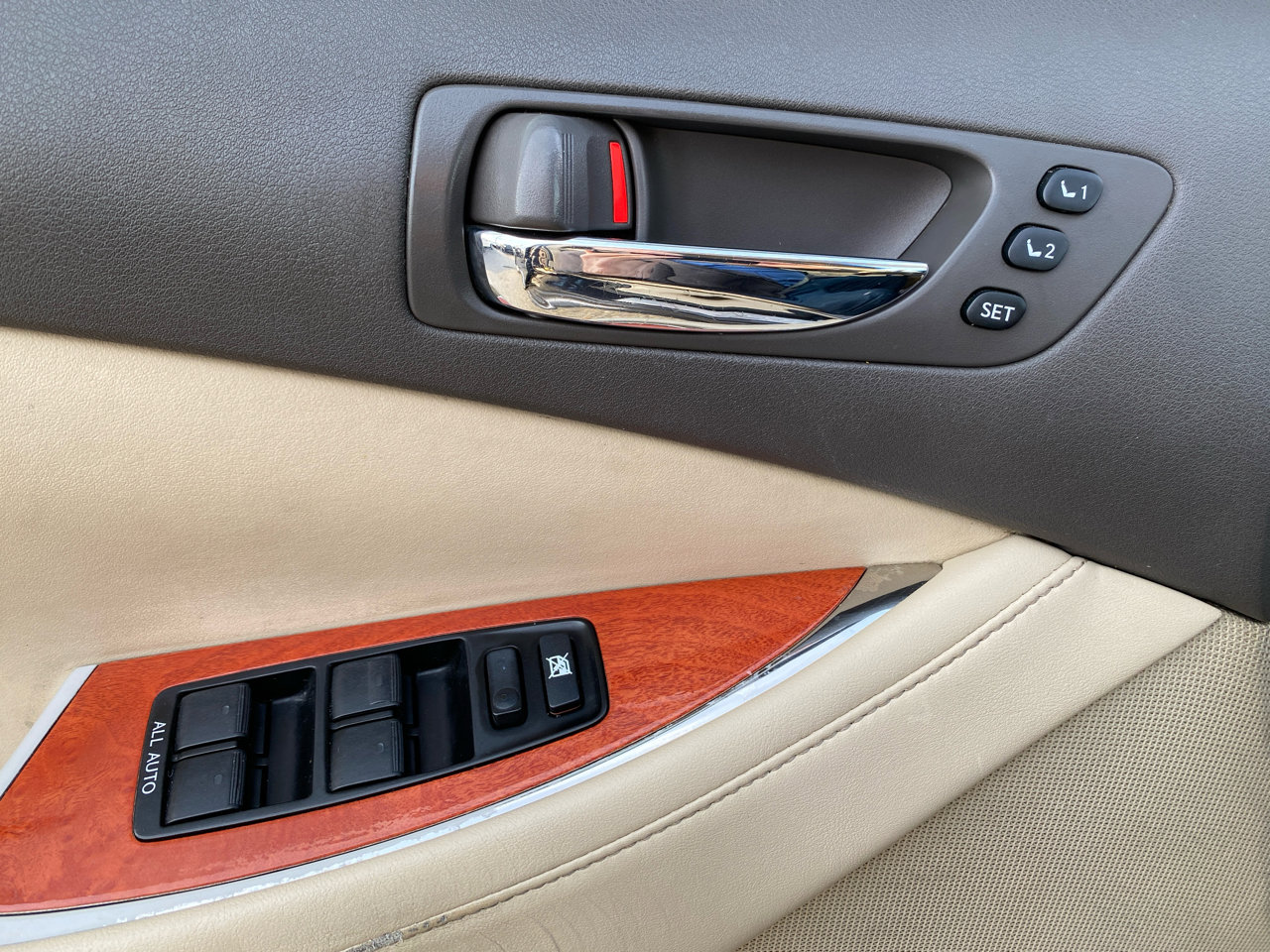 Used 2011 Lexus ES 350 image 14