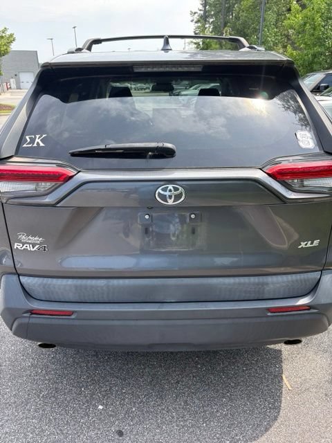 Used 2019 Toyota RAV4 XLE w/ Convenience Package FWD image 5