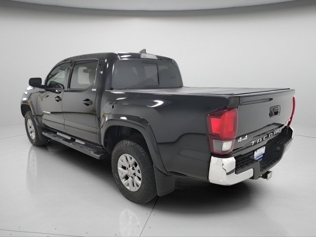 Used 2019 Toyota Tacoma SR5 AWD/4WD image 5