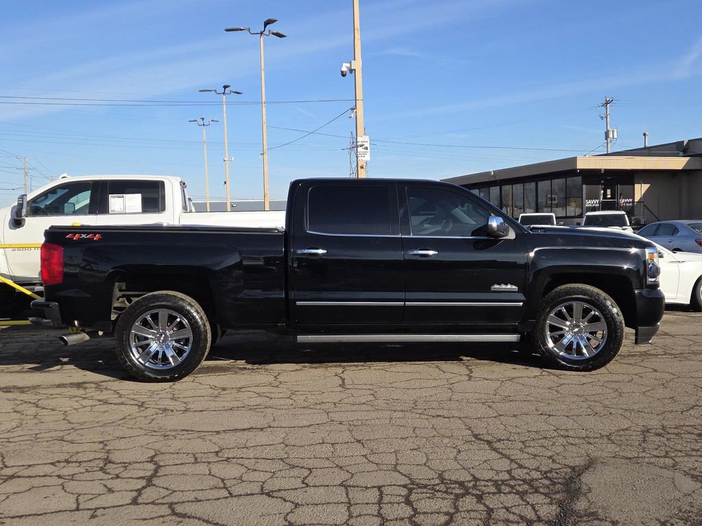 Used 2018 Chevrolet Silverado 1500 High Country image 17