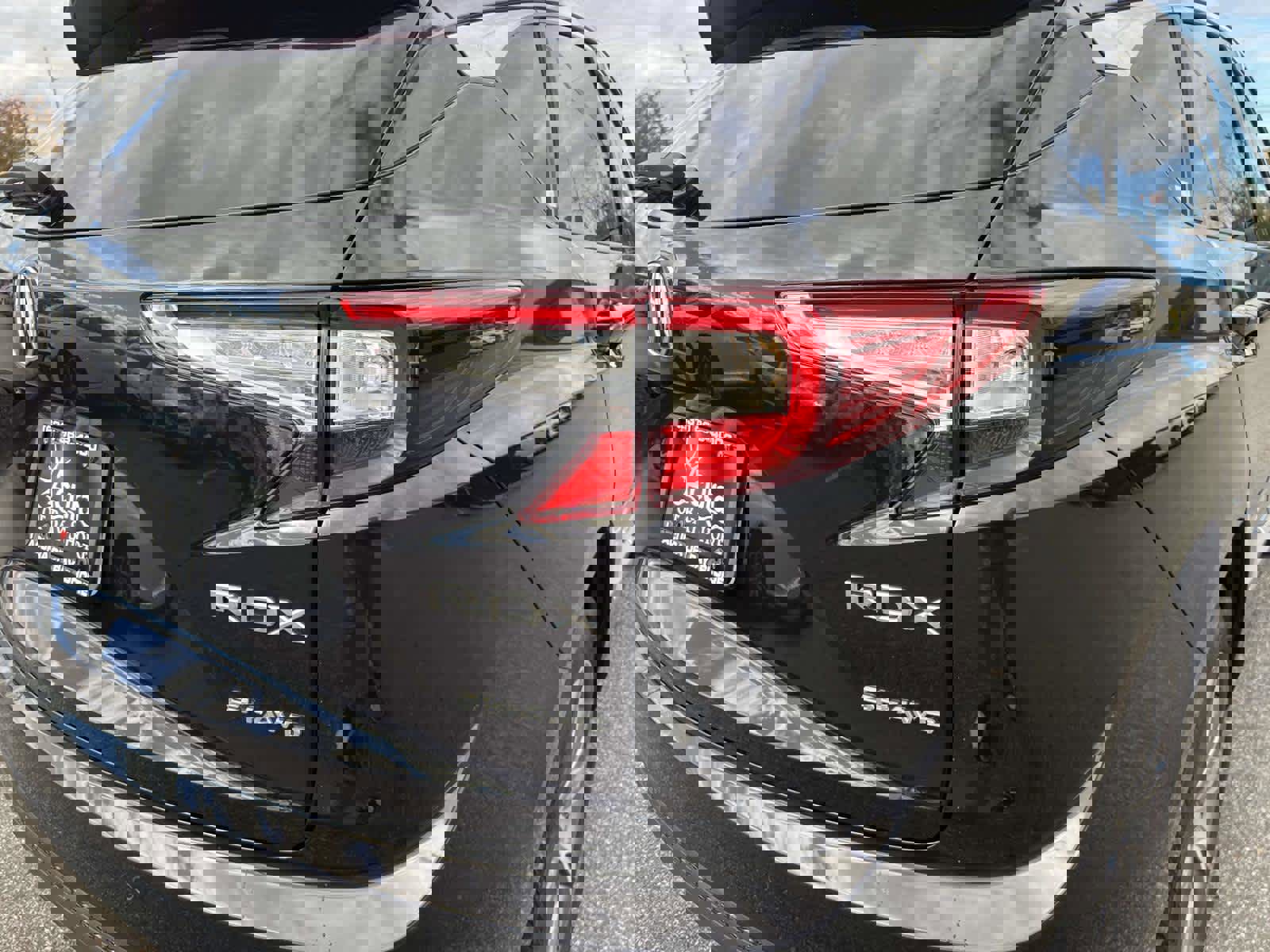 Certified 2023 Acura RDX AWD w/ Technology Package image 5