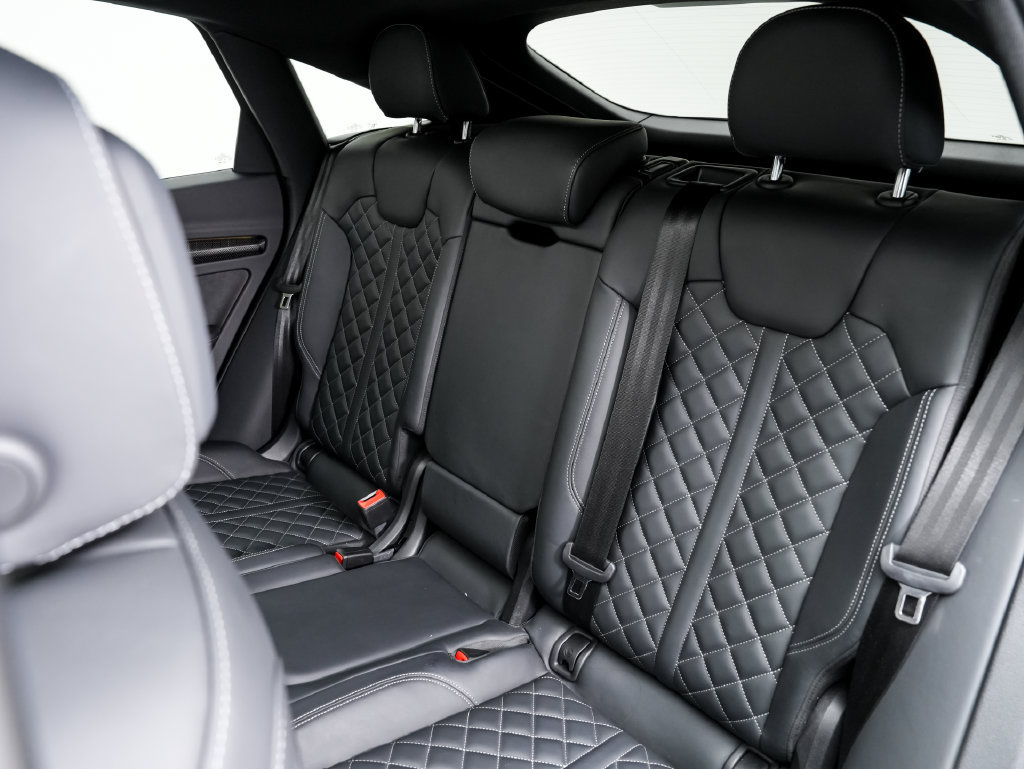 Used 2024 Audi SQ5 Prestige AWD/4WD image 26