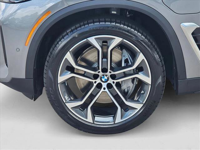 Used 2026 BMW X5 xDrive50e w/ Premium Package AWD/4WD image 17