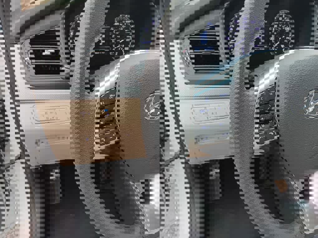 Used 2018 Hyundai Sonata SE w/ Cargo Package image 20