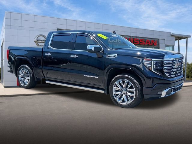Used 2023 GMC Sierra 1500 Denali w/ Denali Reserve Package AWD/4WD image 1