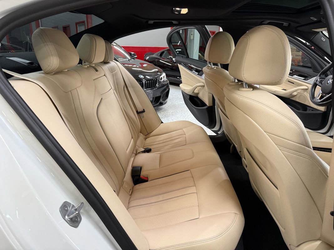Used 2018 BMW 530i xDrive image 23
