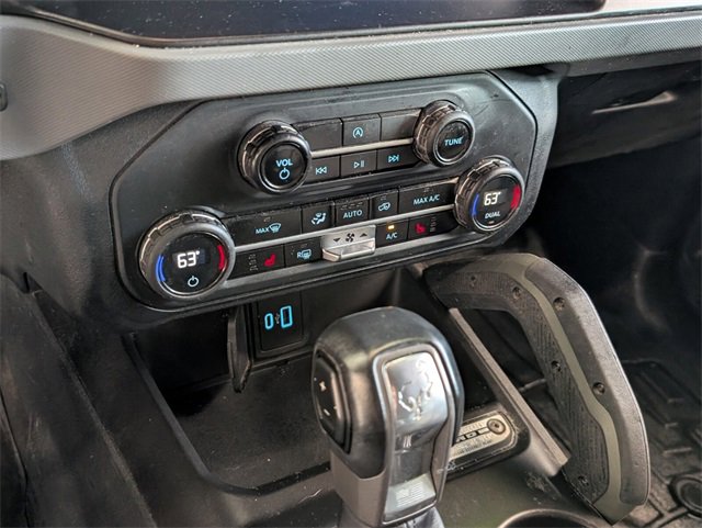 Used 2023 Ford Bronco Everglades image 16