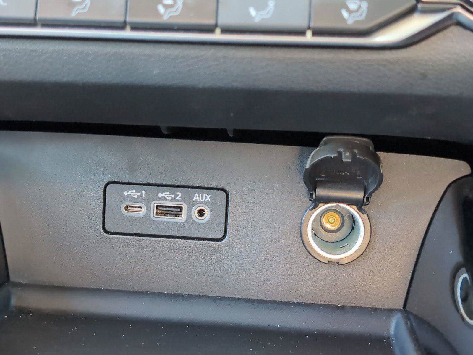 Used 2023 Nissan Altima 2.5 SV FWD image 24