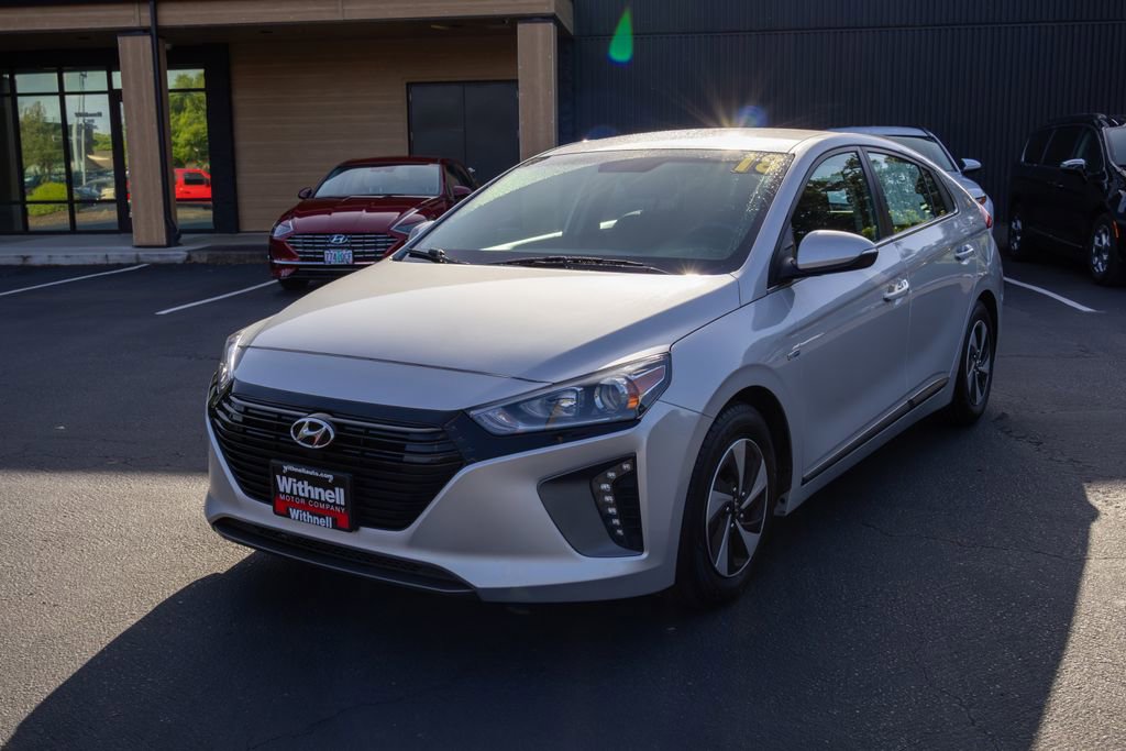 Used 2018 Hyundai Ioniq SEL FWD image 3