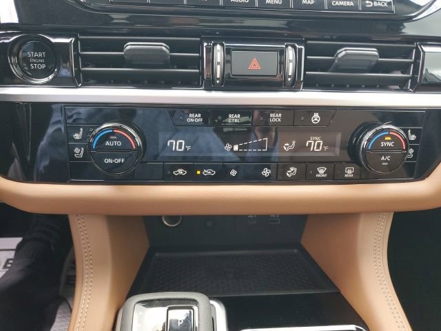 Certified 2025 Nissan Pathfinder Platinum w/ Cargo Package AWD/4WD image 40