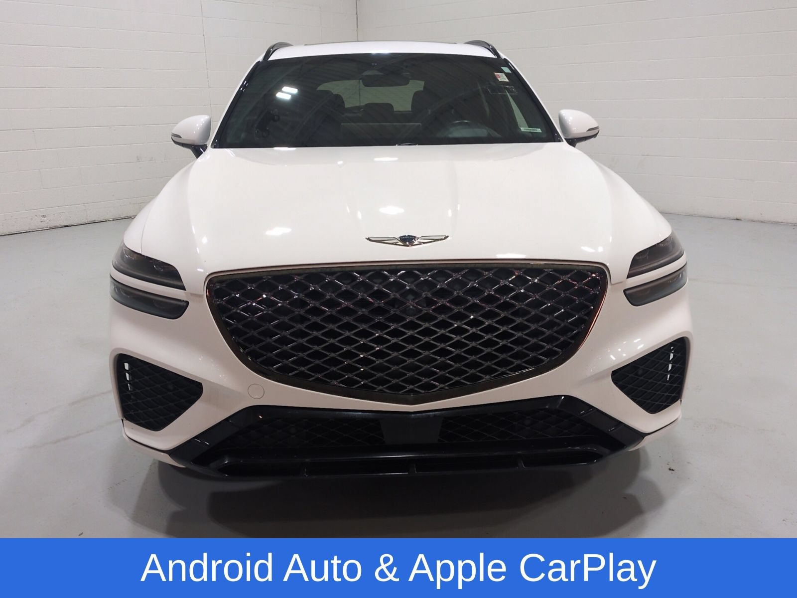 Used 2022 Genesis GV70 3.5T Sport w/ Sport Prestige Package AWD/4WD image 9