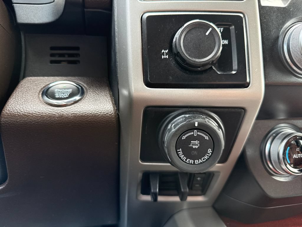 Used 2019 Ford F150 King Ranch w/ Equipment Group 601A Luxury RWD image 24