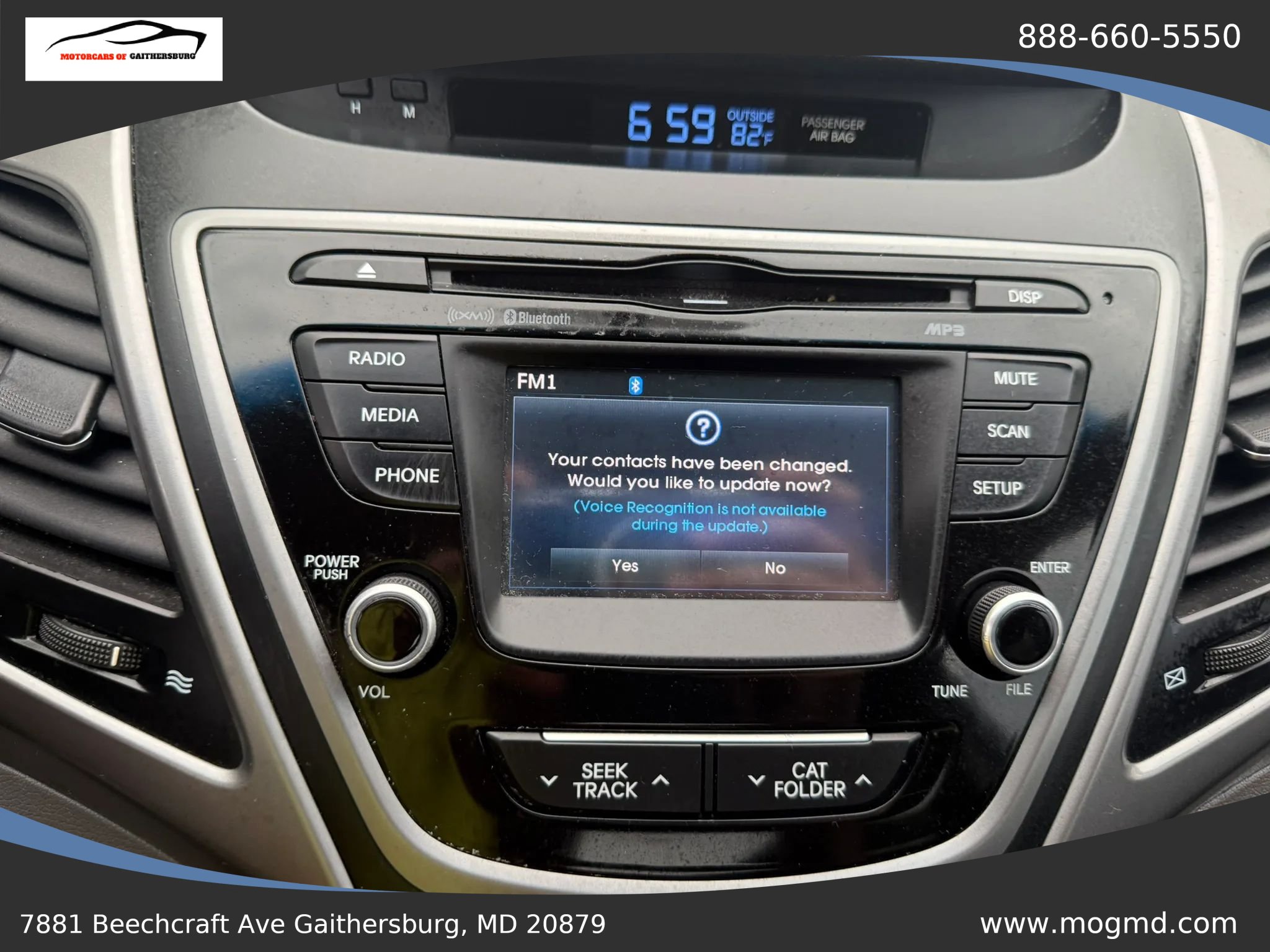 Used 2015 Hyundai Elantra SE w/ Option Group 02 FWD image 26