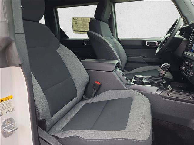 Used 2025 Ford Bronco 4-Door AWD/4WD image 19