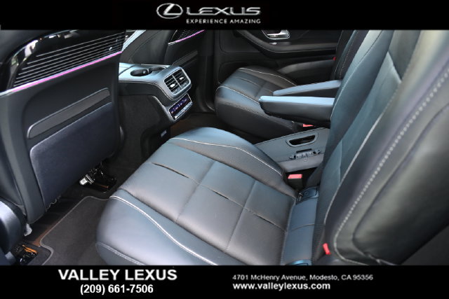 Used 2024 Mercedes-Benz GLS 580 4MATIC image 15
