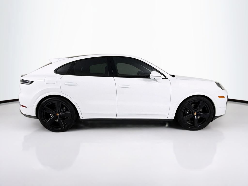 New 2026 Porsche Cayenne Coupe AWD/4WD image 8