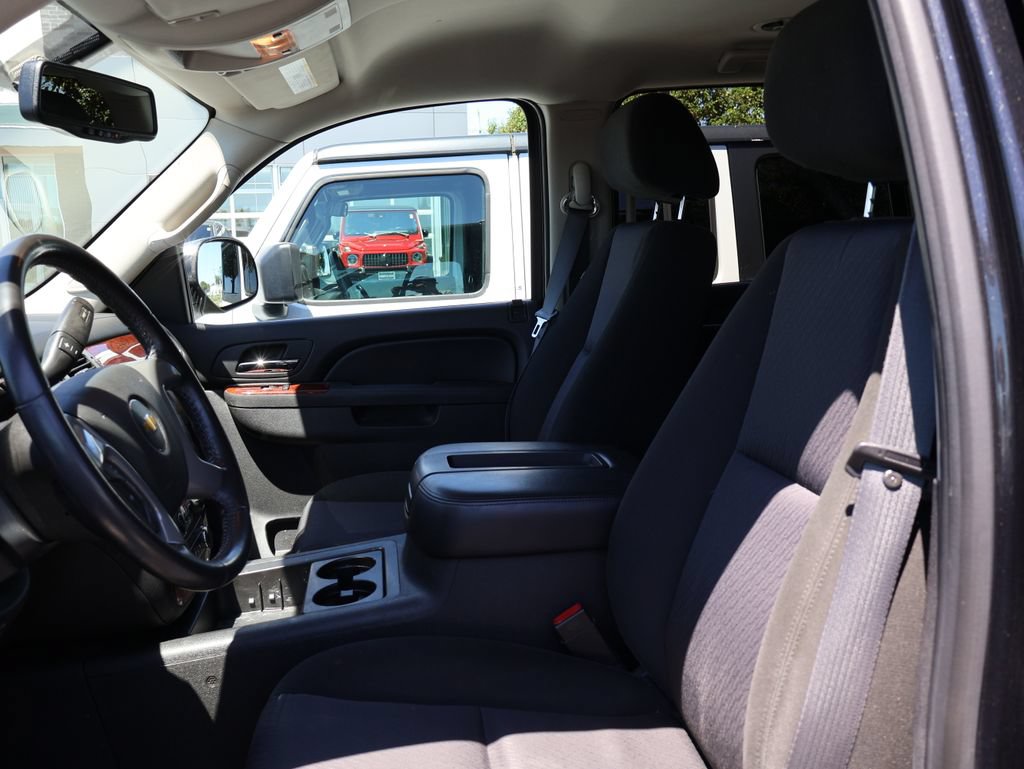 Used 2011 Chevrolet Tahoe LS w/ Regional Value Package AWD/4WD image 19