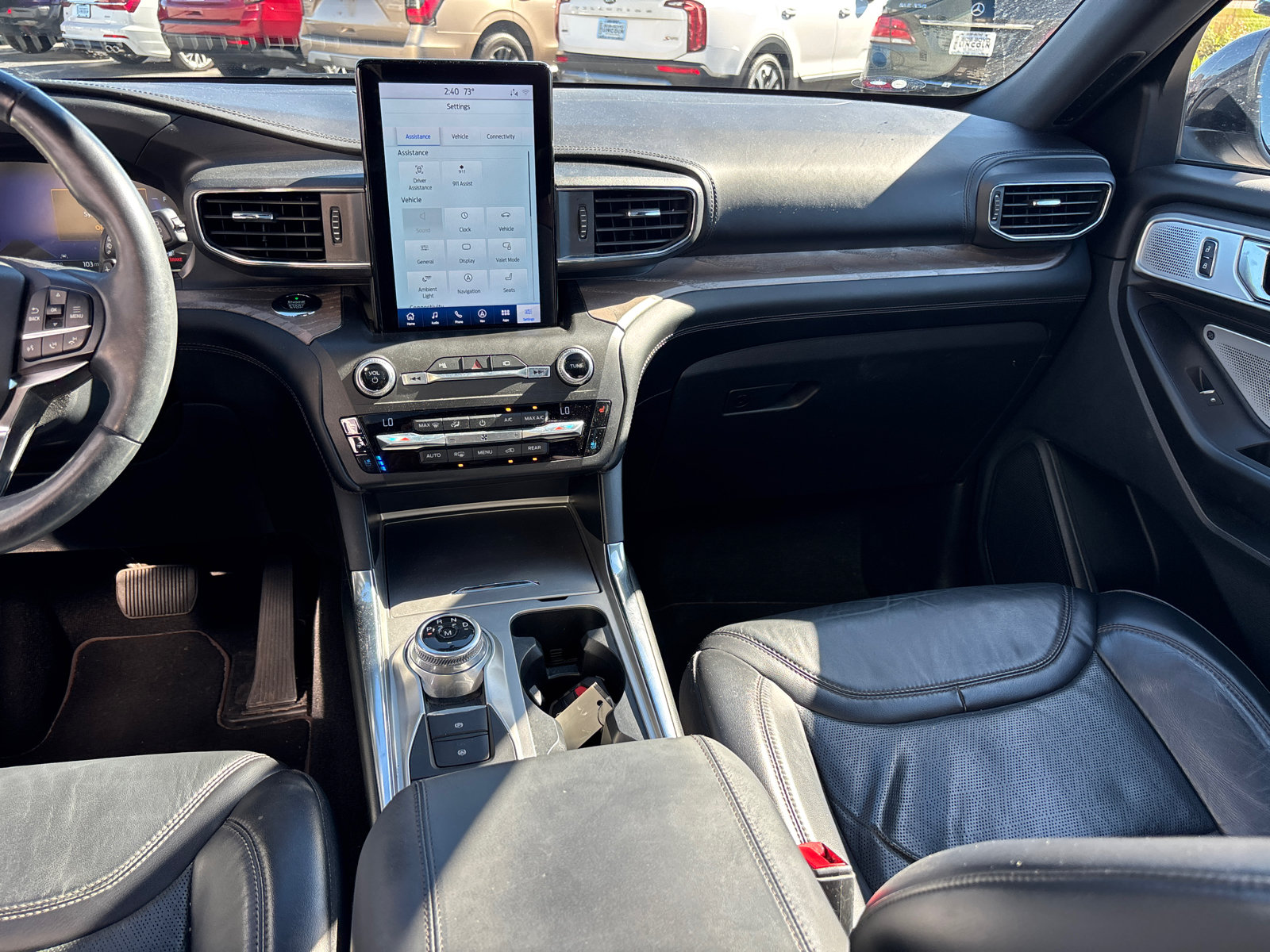 Used 2020 Ford Explorer Platinum w/ Premium Technology Package AWD/4WD image 28