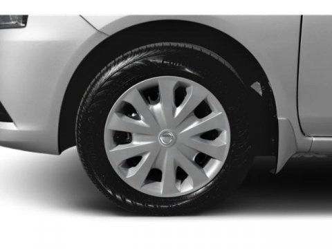 Used 2019 Nissan Versa SV image 14