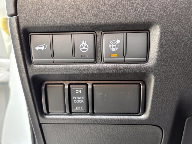 Used 2024 Nissan Armada Platinum w/ Captain's Chairs Package AWD/4WD image 16