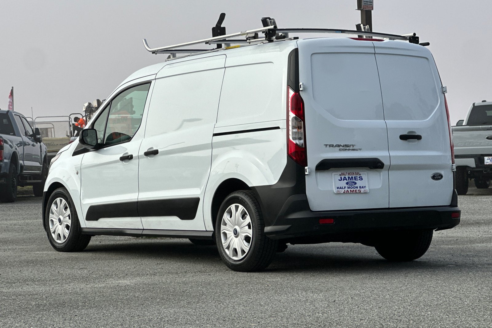 Used 2022 Ford Transit Connect XL FWD image 3