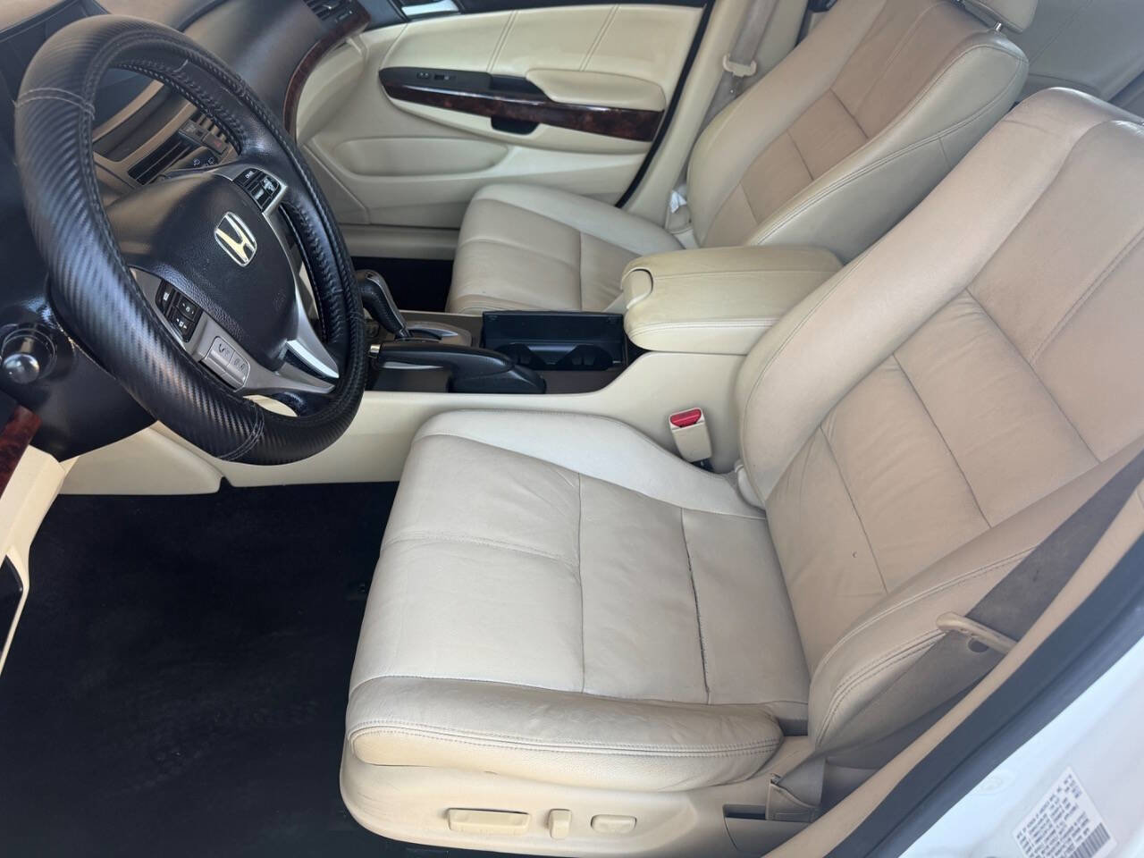 Used 2010 Honda Crosstour EX-L image 17