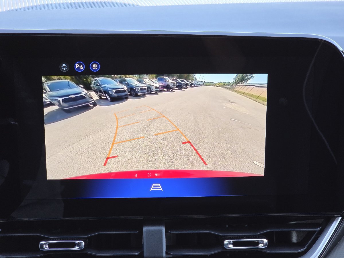 New 2027 Chevrolet Equinox LT w/ Convenience Package II AWD/4WD image 10