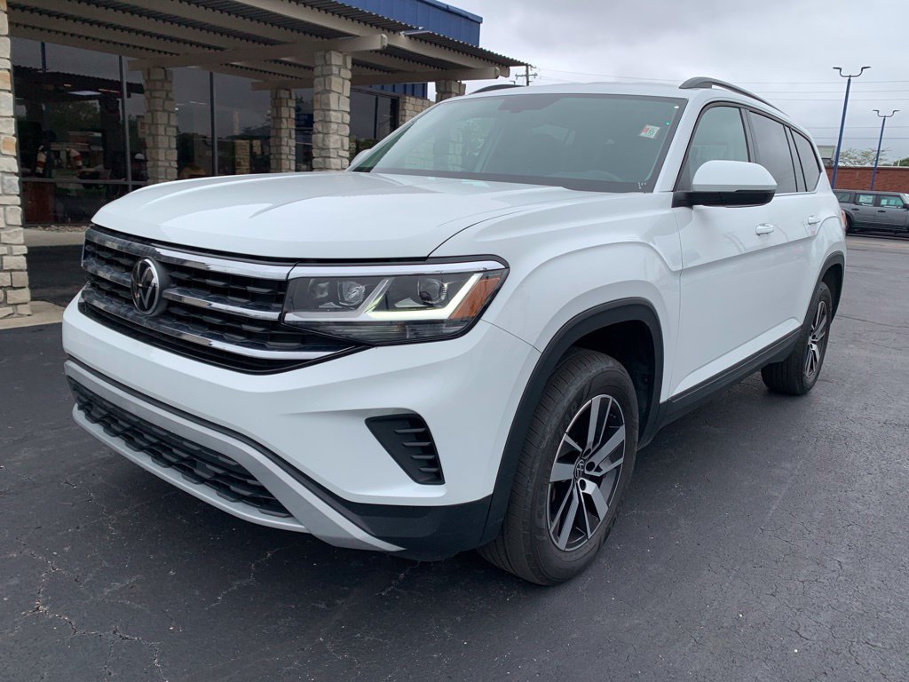 Used 2023 Volkswagen Atlas SE AWD/4WD image 7