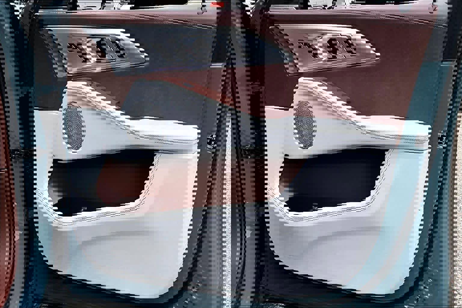 Used 2024 BMW XM w/ M Driver's Package image 26