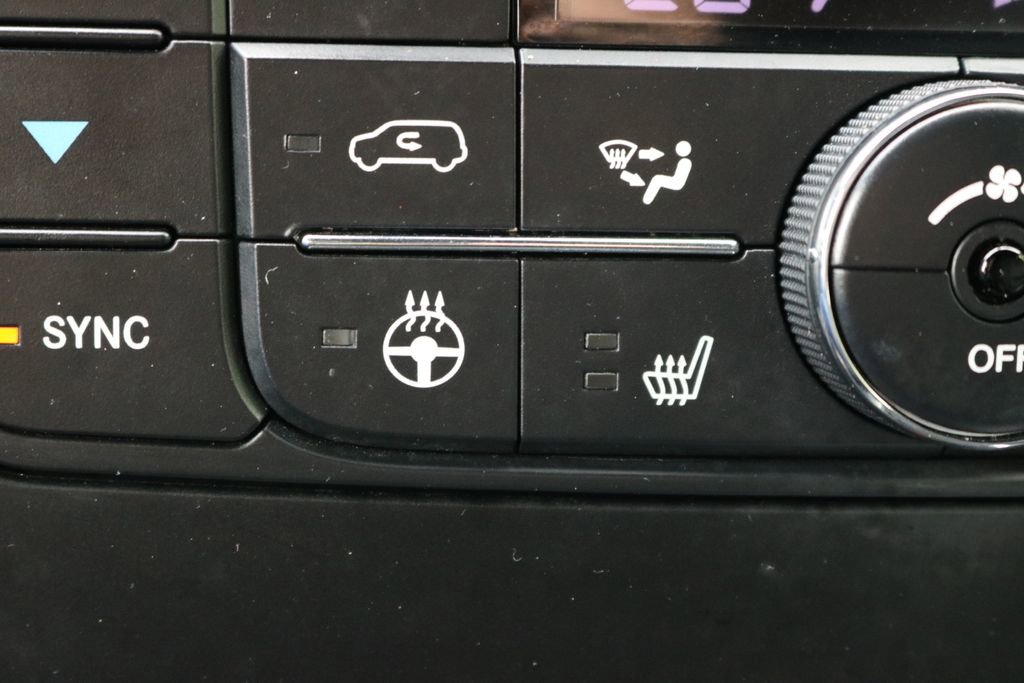 Used 2020 Dodge Grand Caravan GT image 22